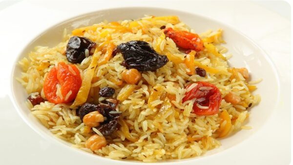 Плов с фруктами